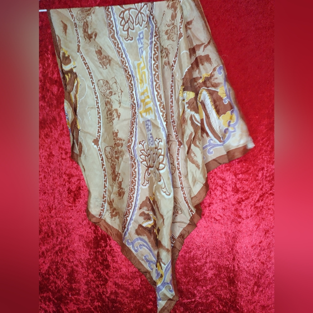 Hai Yan 100% silk scarf